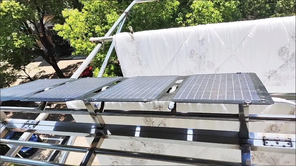 太陽能板 野外求生的電力守護者